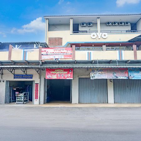 Oyo Wisma Tri Handayani Hotel Bandar Lampung Exterior photo